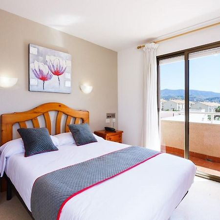 Oyo Hotel Costa Andaluza Мотриль Экстерьер фото